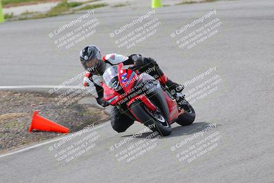 media/Mar-05-2023-TrackXperience (Sun) [[a95d40e56a]]/Group 2/session 2 turn 4/